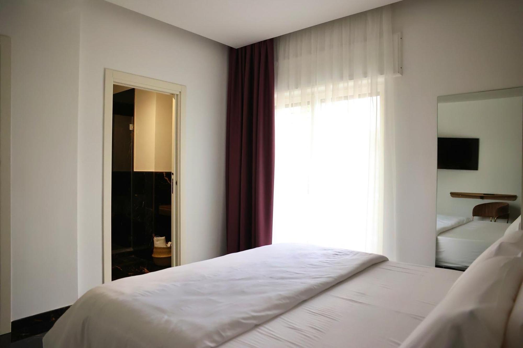Hotel Max Aversa Exterior photo