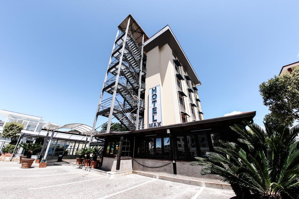 Hotel Max Aversa Exterior photo